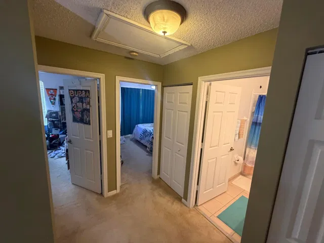 Residence photo 9