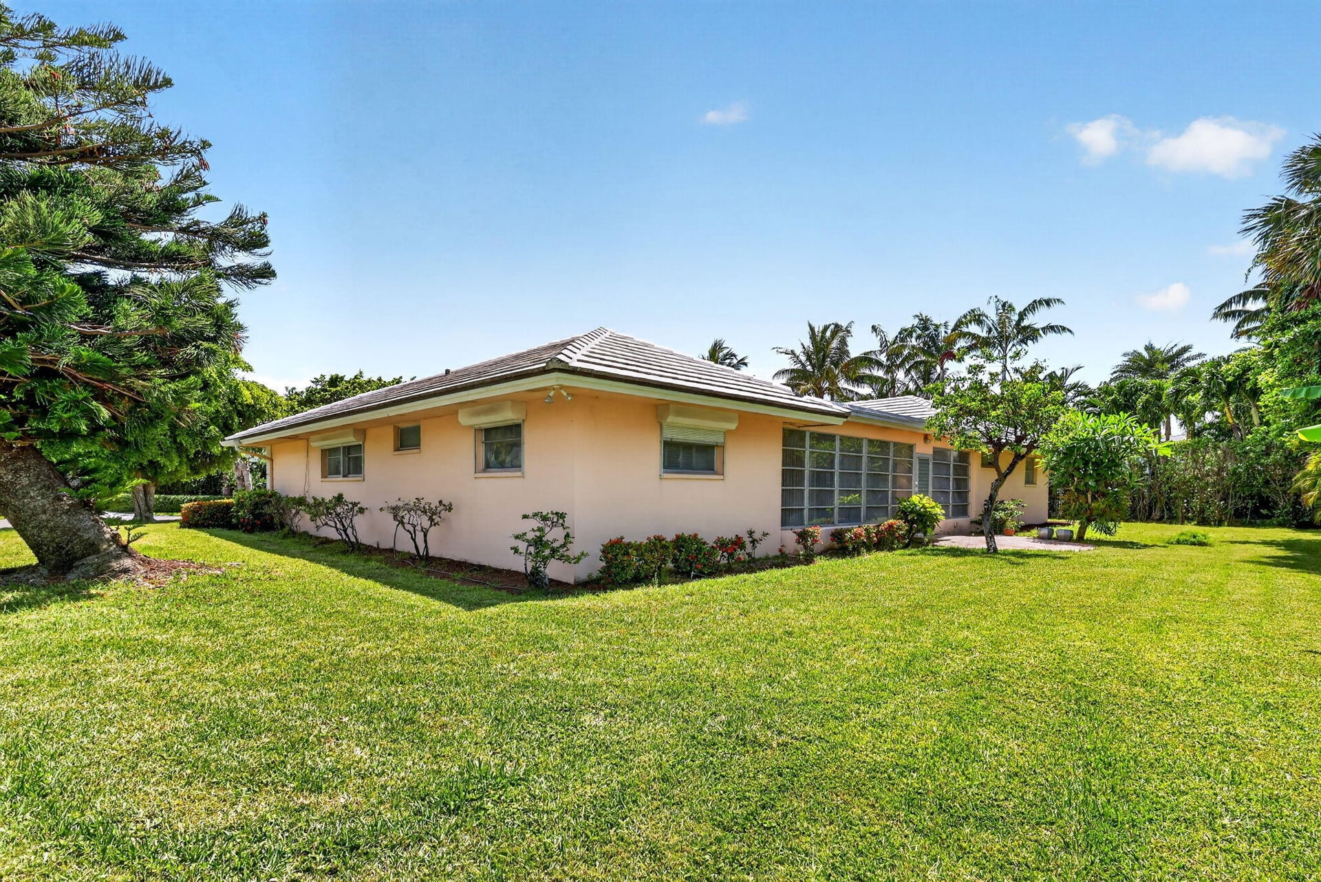 North End Palm Beach Residence photo 10