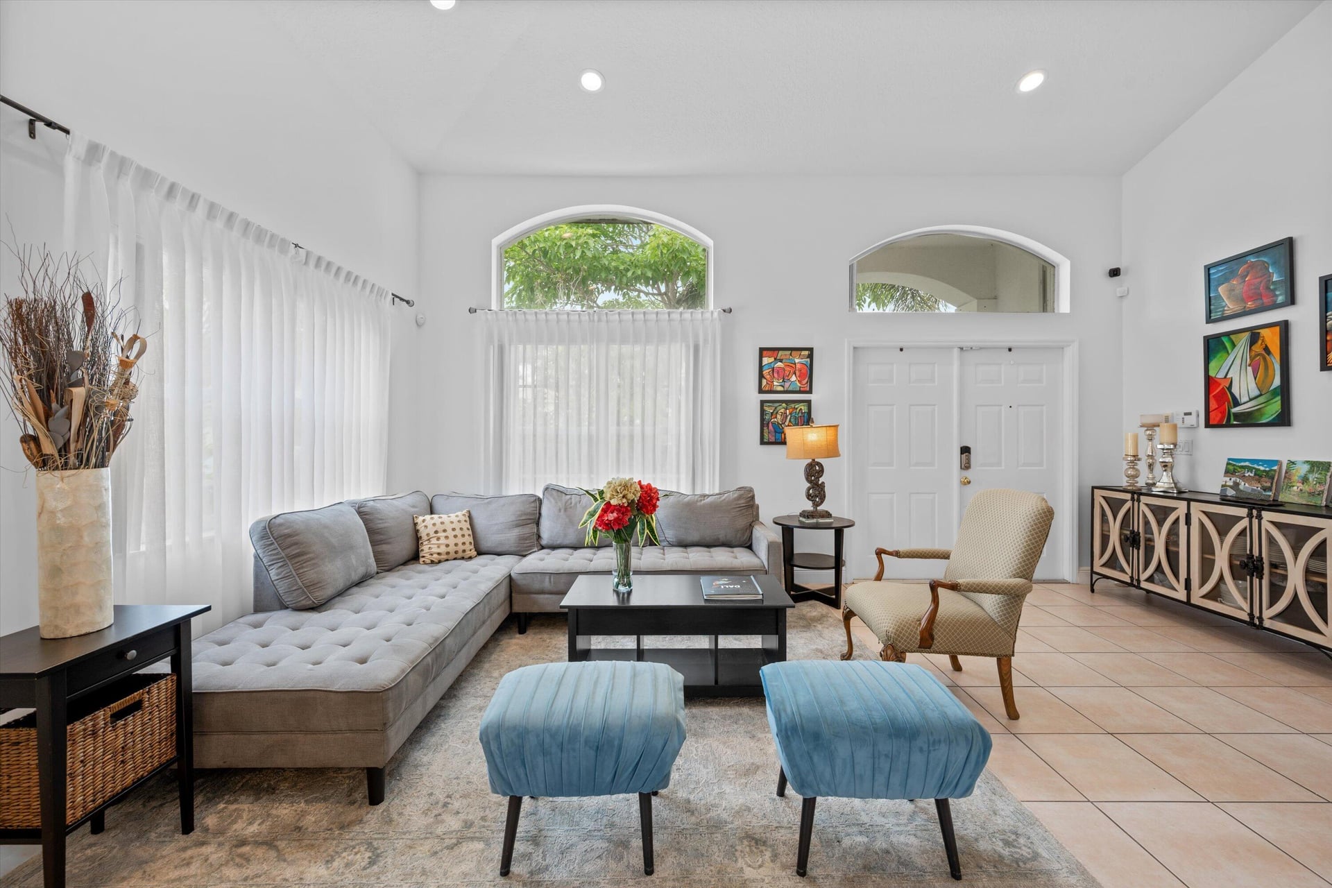 Residence photo 6