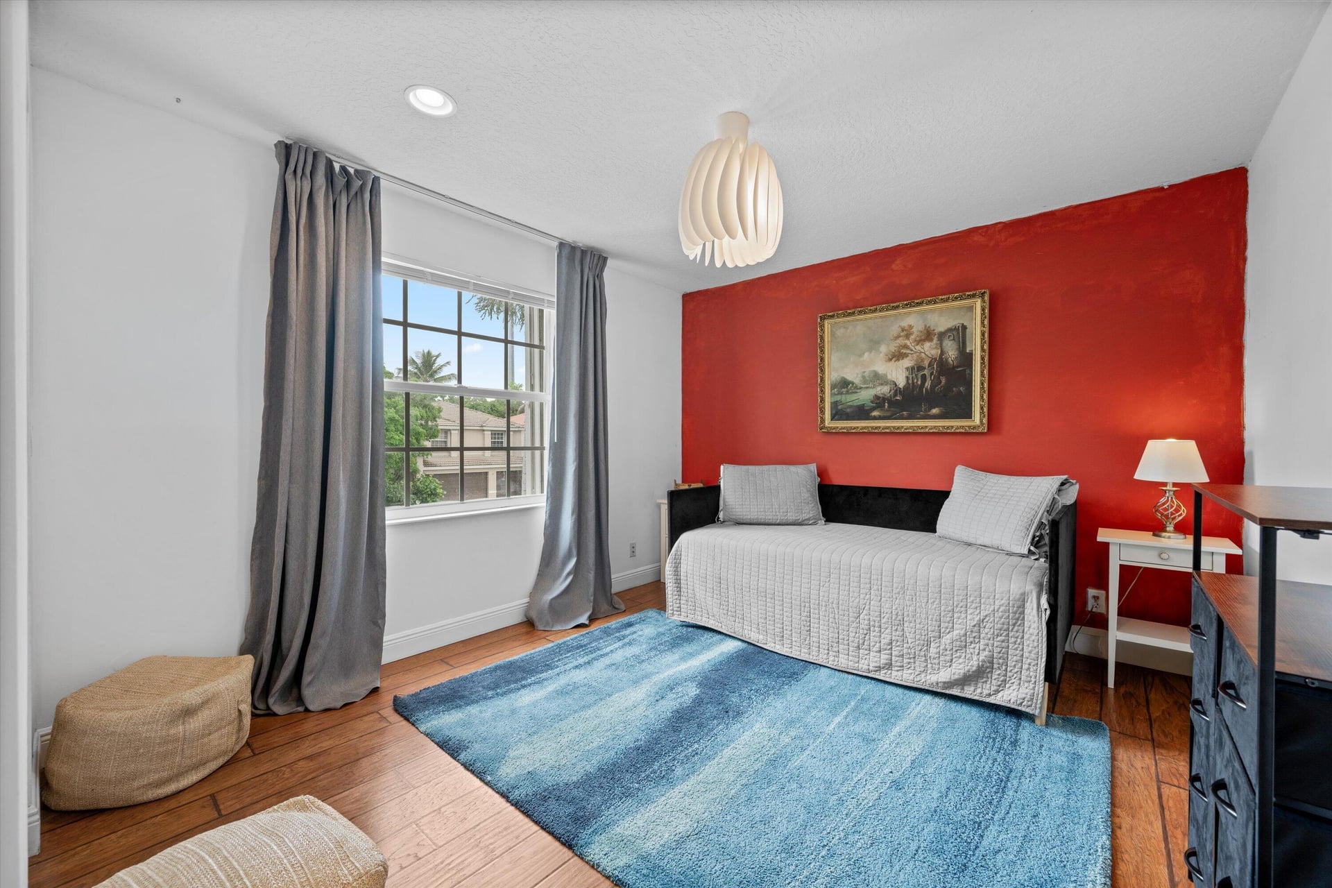  Residence photo 25