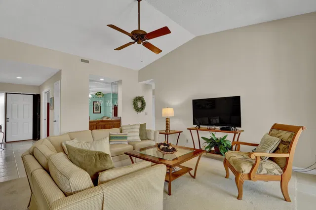 Residence photo 7