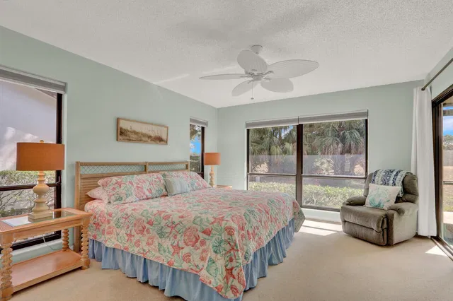 Residence photo 14