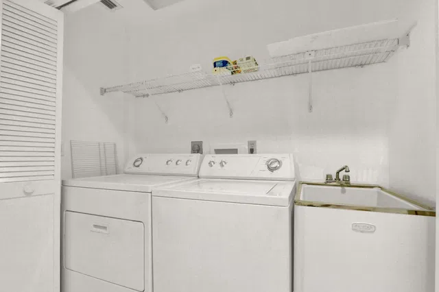 Residence photo 25