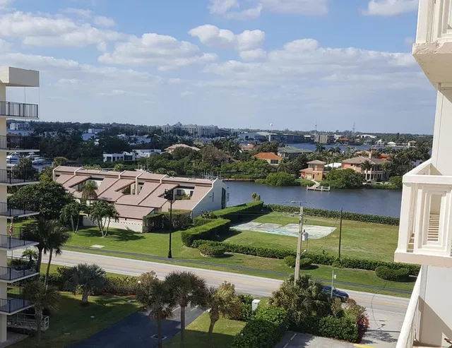 The Patrician of Palm Beach Unit 619 photo 2