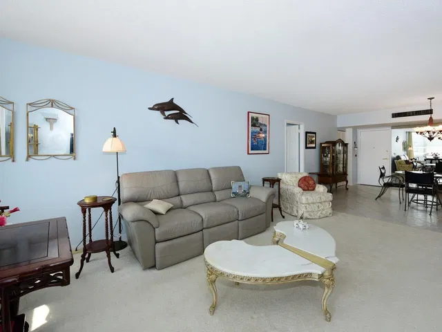 The Patrician of Palm Beach Unit 619 photo 12