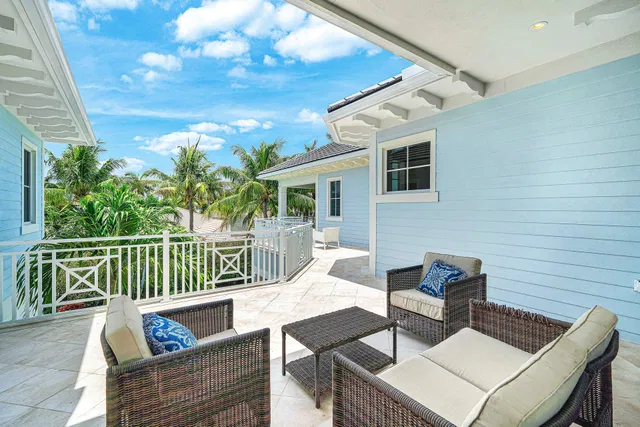Royal Palm Yacht and Country Club Residence photo 36