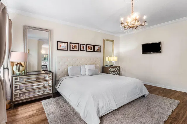 Residence photo 30