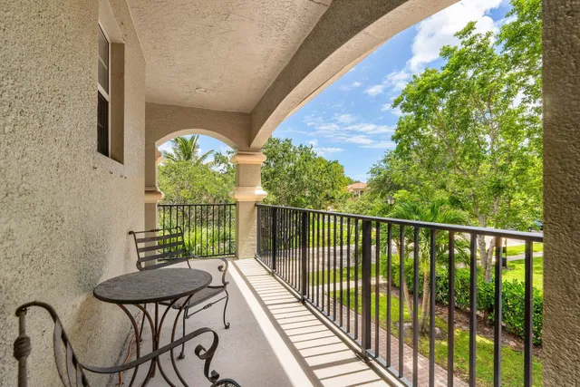 Residence photo 35