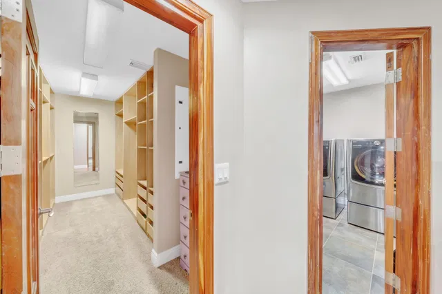Residence photo 56