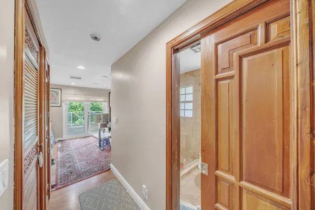 Residence photo 65