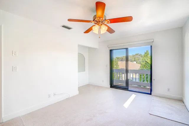 Residence photo 29