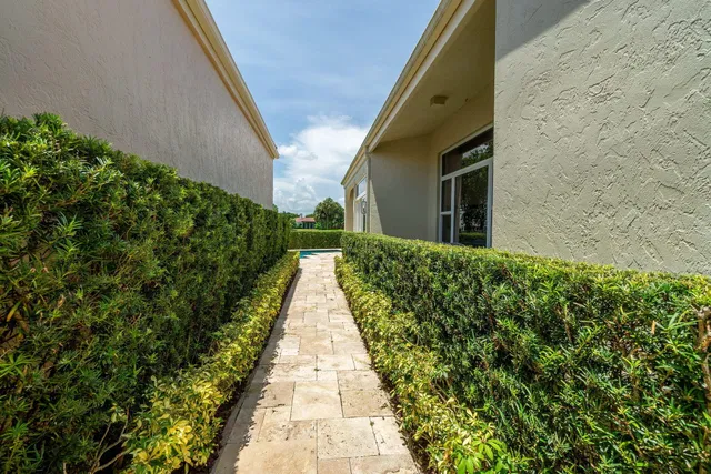 Eagles Landing Residence photo 25