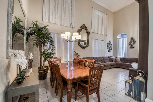 Residence photo 6