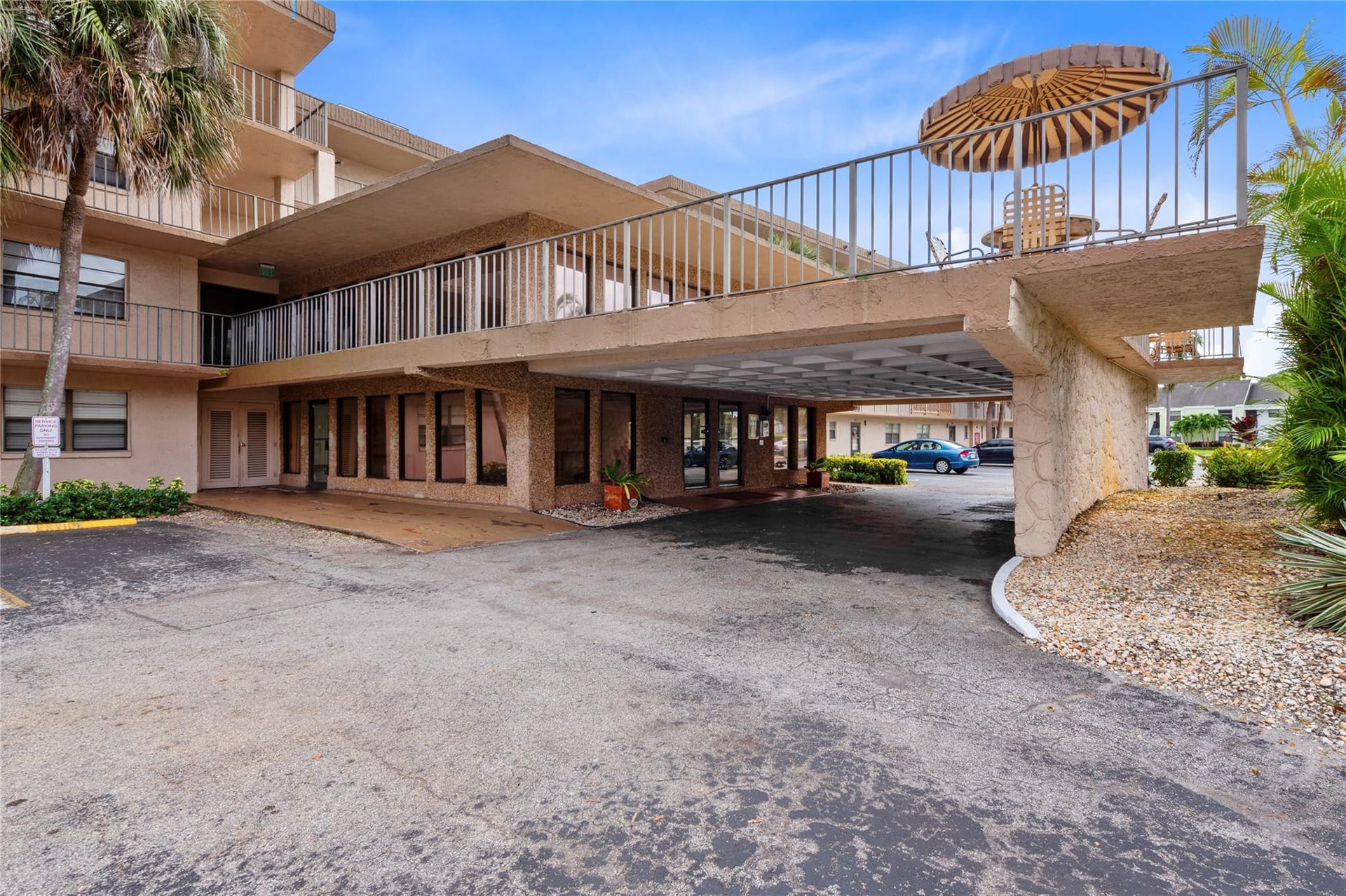 Unit 102 photo 19