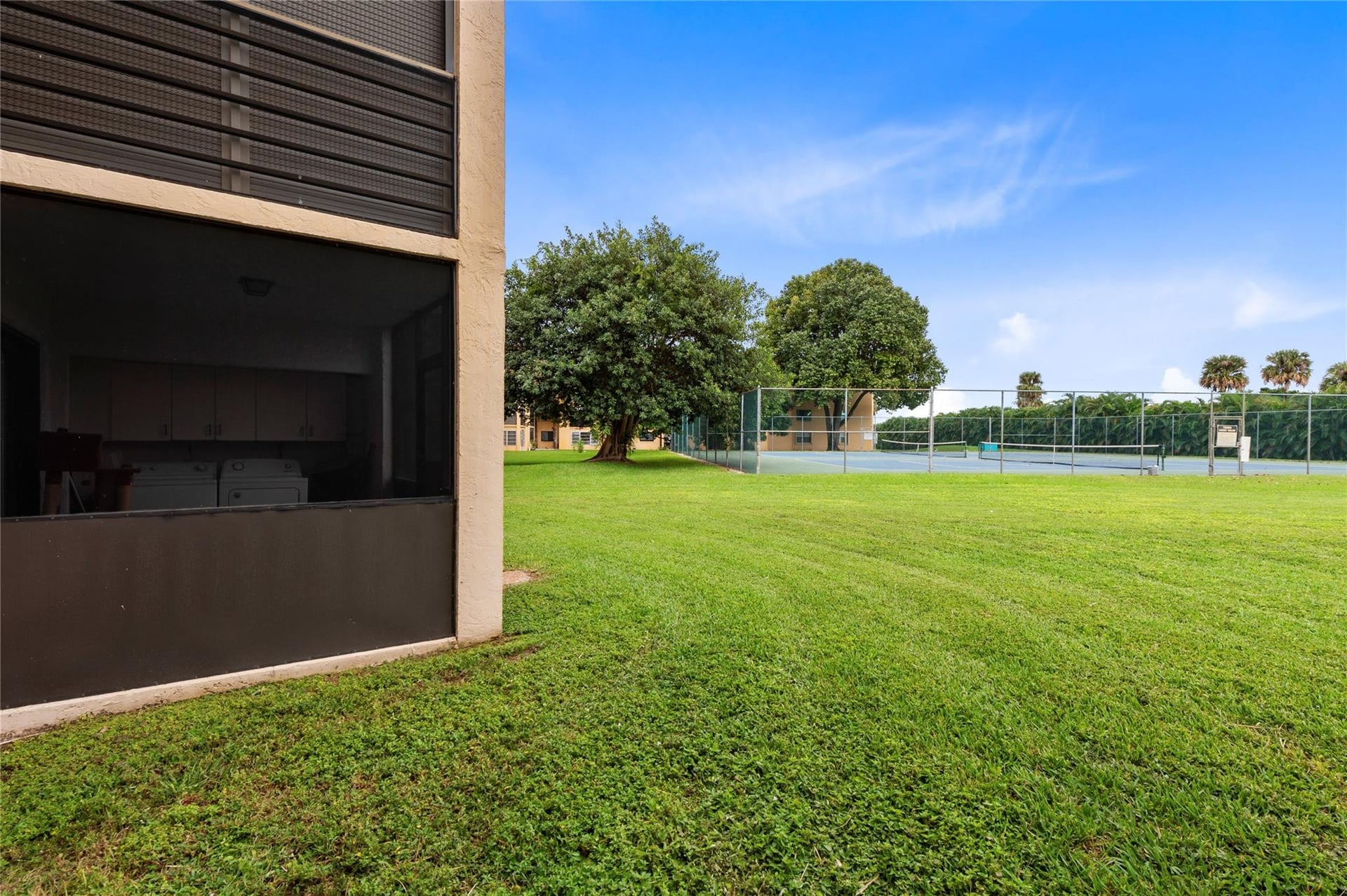 Unit 102 photo 21