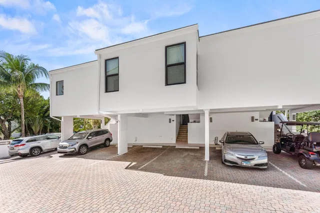 Unit 279 photo 36