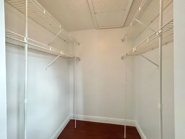  Unit C2 photo 16