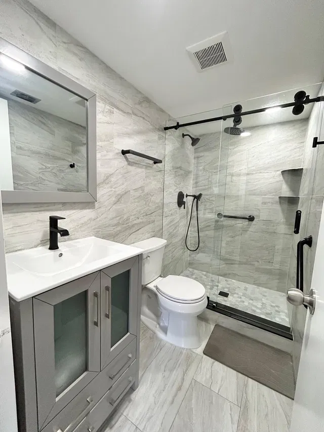  Unit C2 photo 17