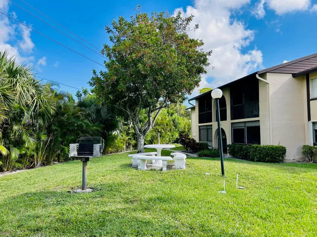  Unit C2 photo 32