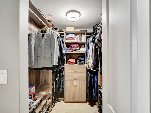 The Astor Unit 413 photo 20