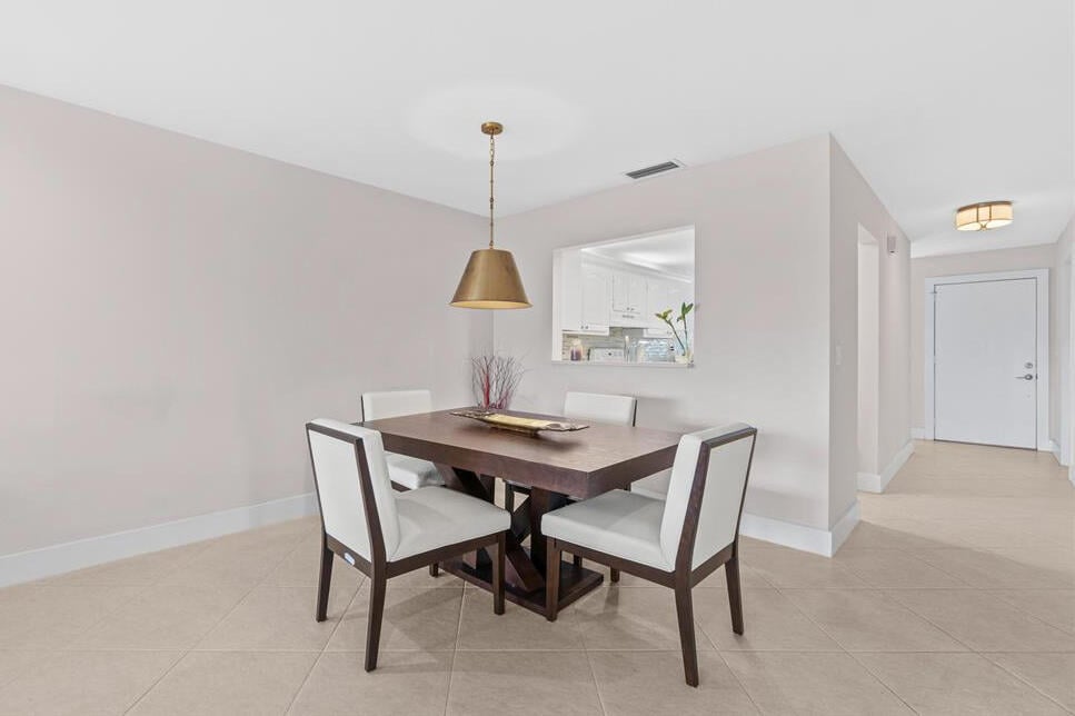 Residence photo 10