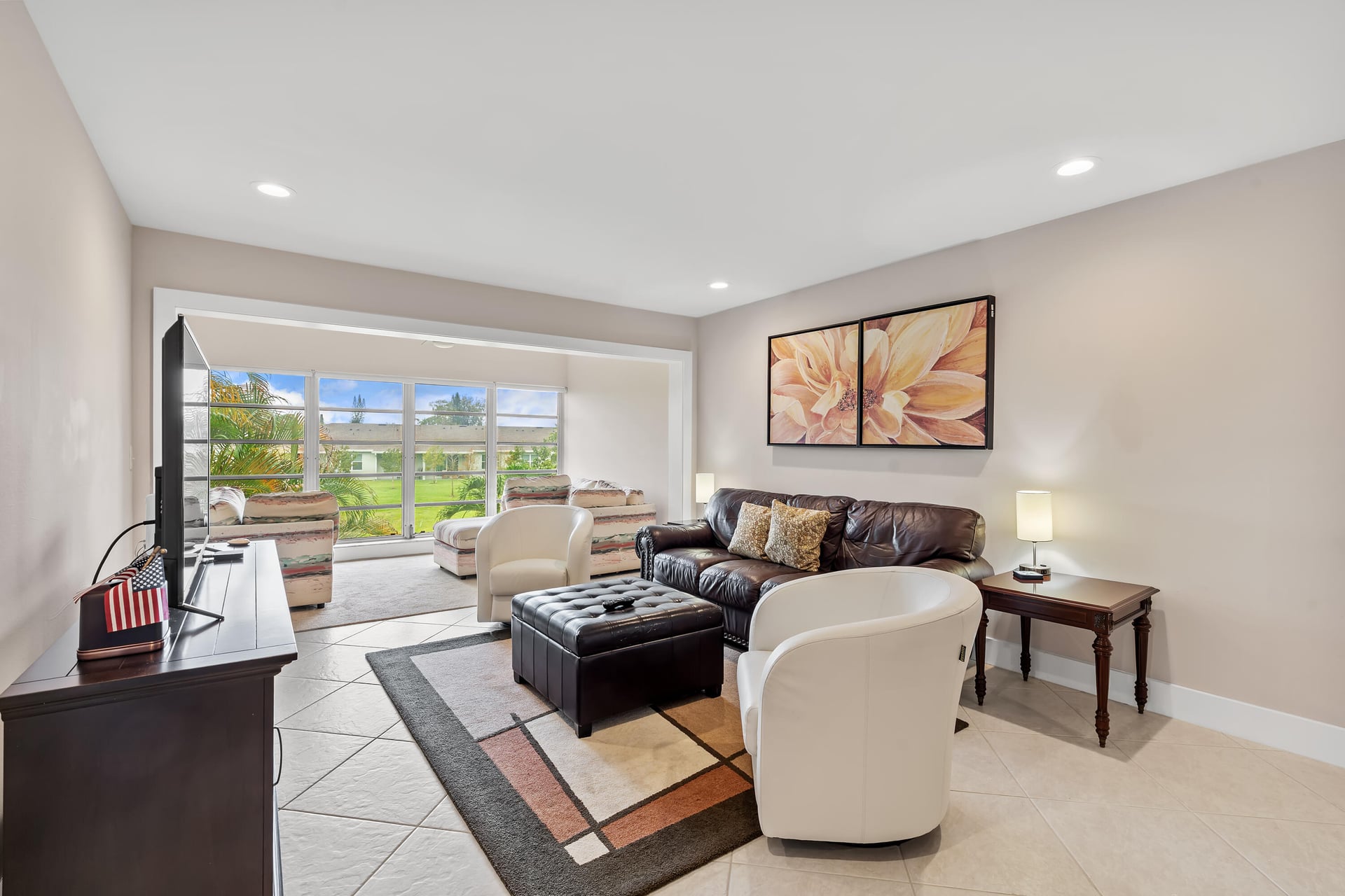 Residence photo 11
