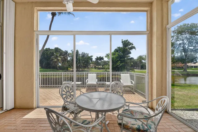  Residence photo 20