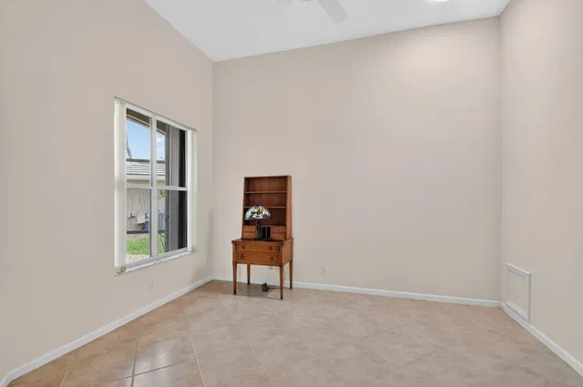  Residence photo 36