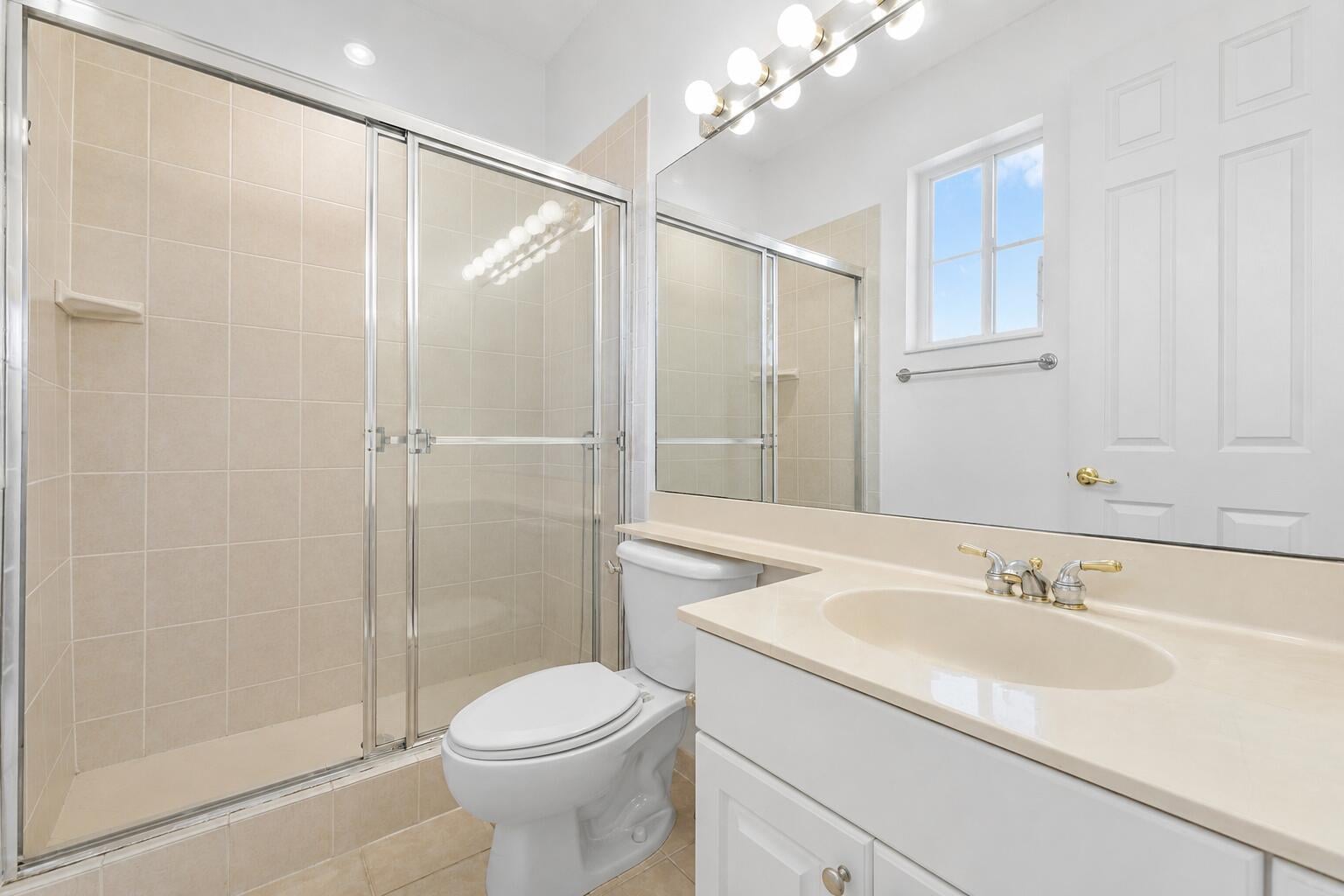 Residence photo 32