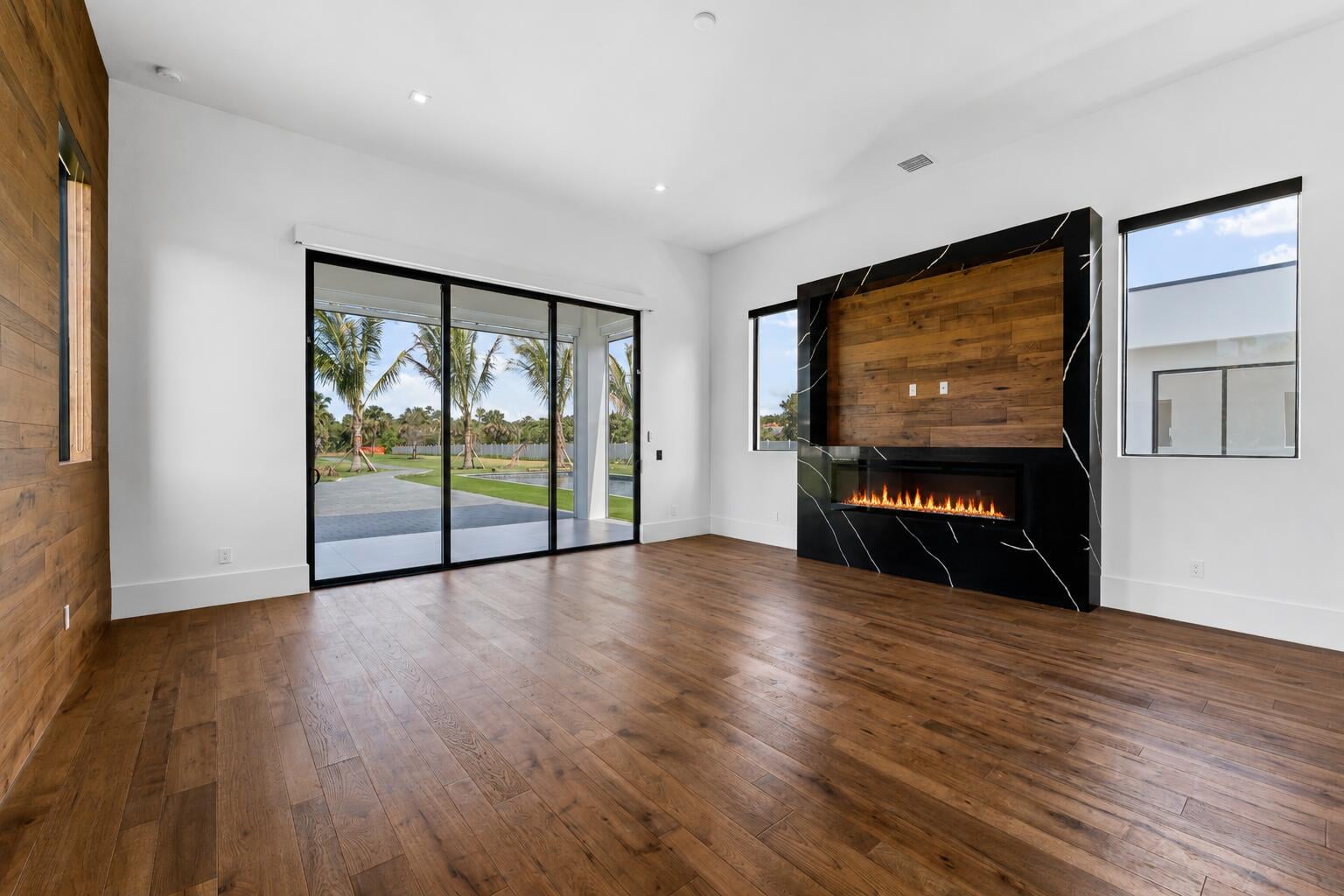  Residence photo 66