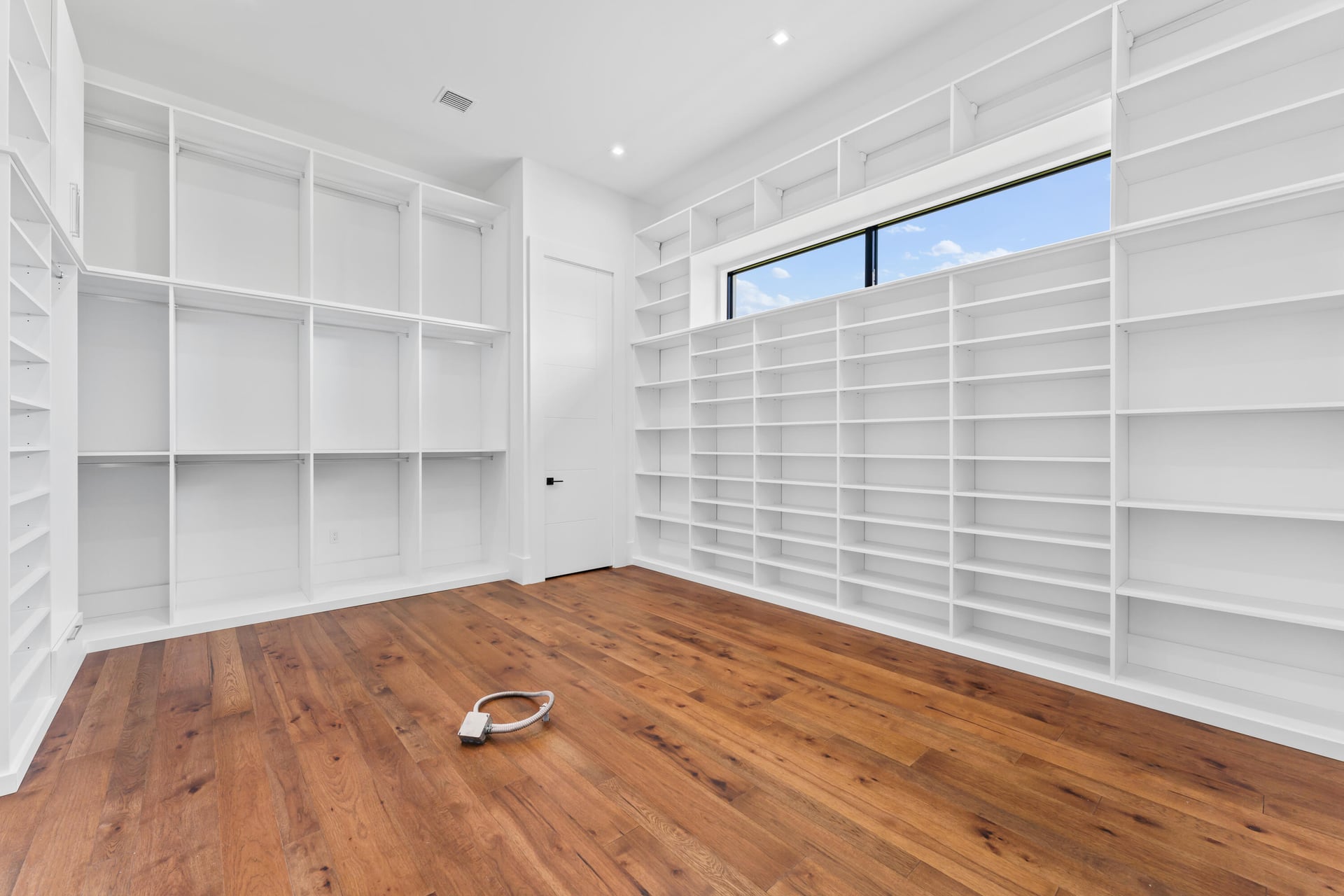  Residence photo 77