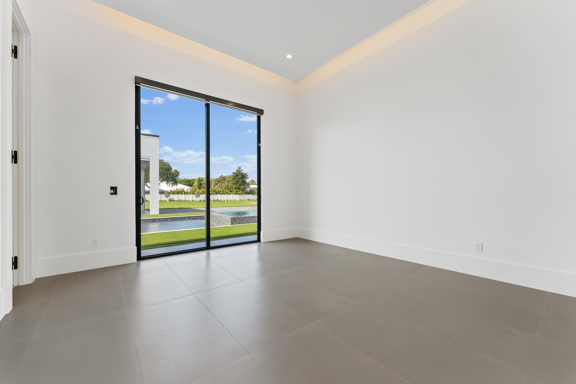  Residence photo 83
