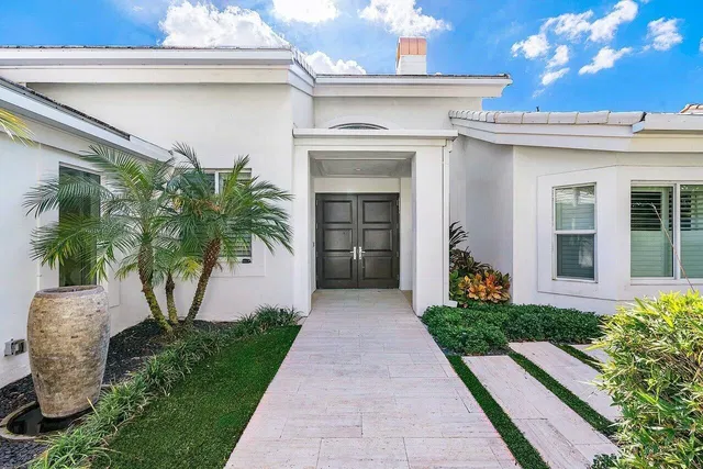 Admirals Cove Residence photo 9