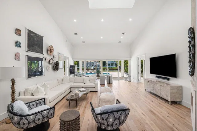 Admirals Cove Residence photo 13