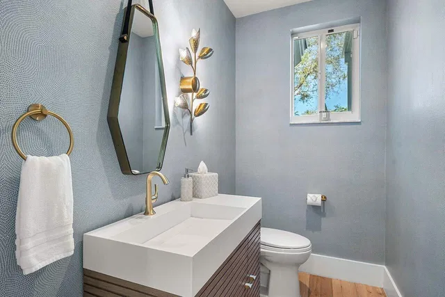 Admirals Cove Residence photo 23