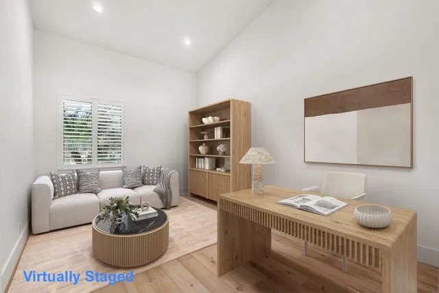 Admirals Cove Residence photo 30