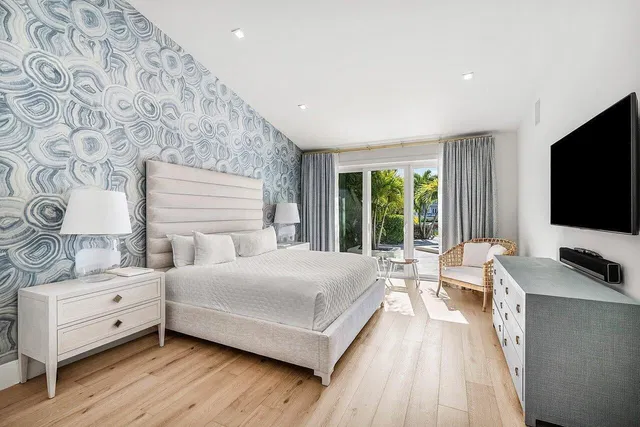Admirals Cove Residence photo 32