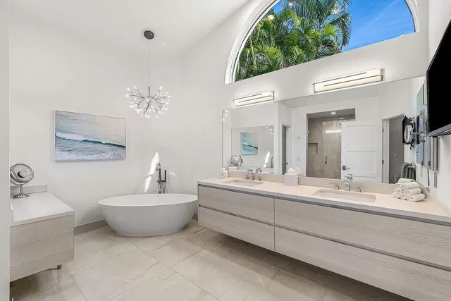 Admirals Cove Residence photo 35