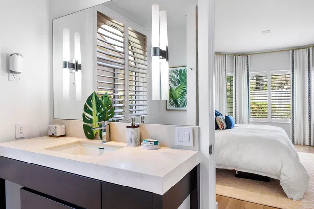 Admirals Cove Residence photo 44