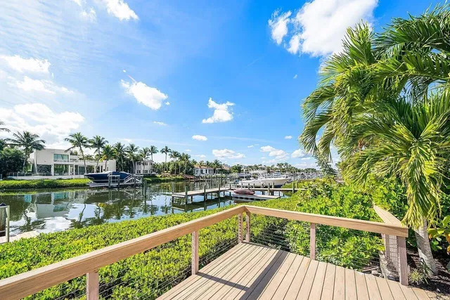 Admirals Cove Residence photo 52