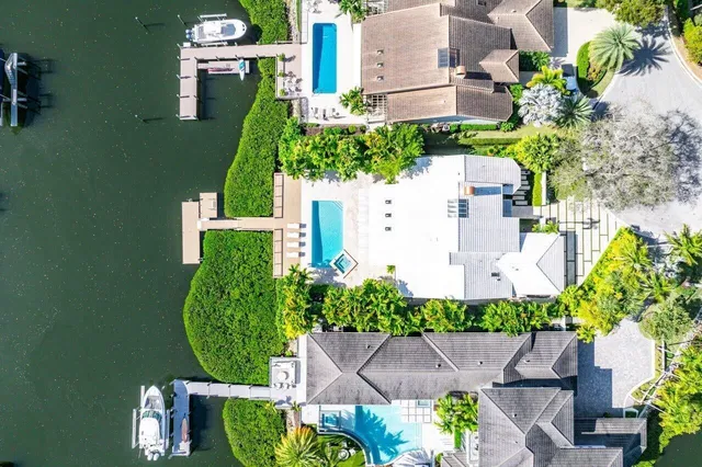 Admirals Cove Residence photo 57