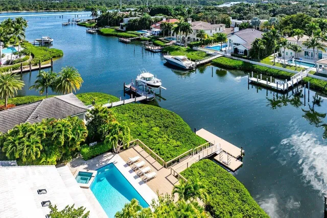 Admirals Cove Residence photo 60
