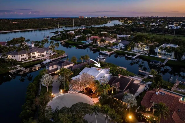 Admirals Cove Residence photo 68