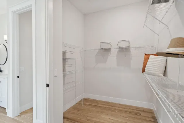 Residence photo 32