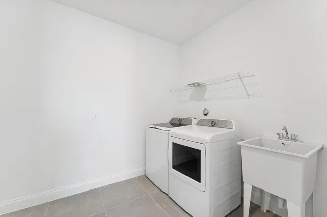 Residence photo 25