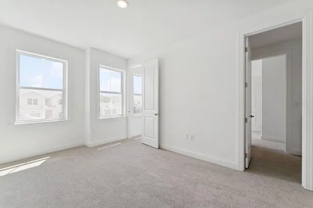 Residence photo 33