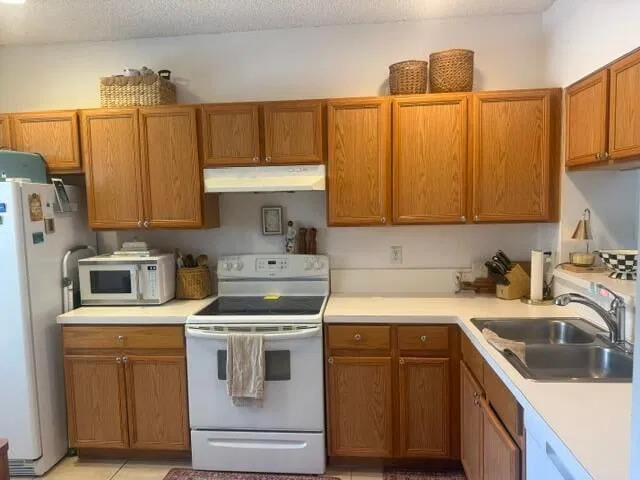 Residence photo 3