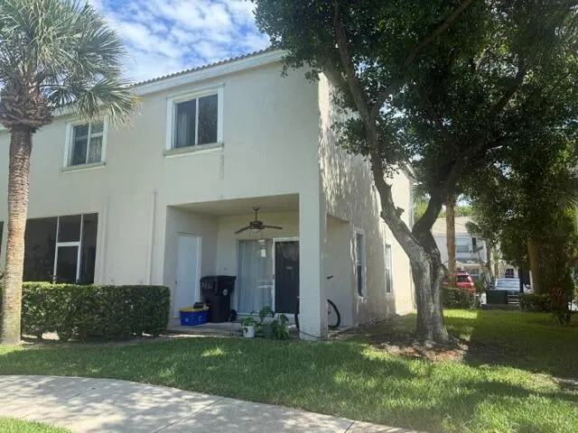 Residence photo 15