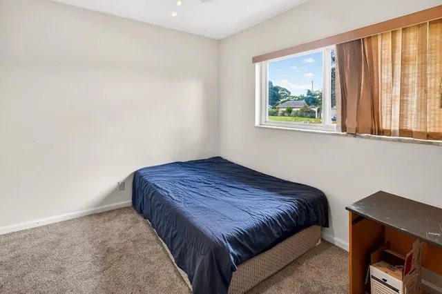 Residence photo 24
