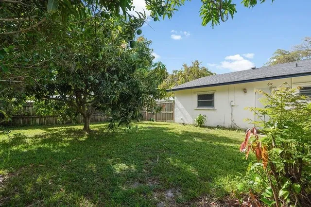 Residence photo 26